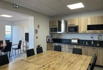 Location bâtiment industriel Cappelle-la-Grande - Proche autoroute A25