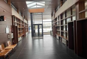 Location bureaux Roost-Warendin - Proche autoroutes A21 et A1