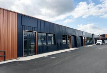 Location cellule d'activité Rivery - Parkings et bureaux inclus