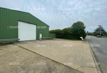 Bâtiment indépendant à vendre Betton - ZA la Forge