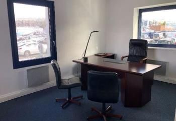 Bureau à louer à Brest - Vue sur la Marina du port du Château