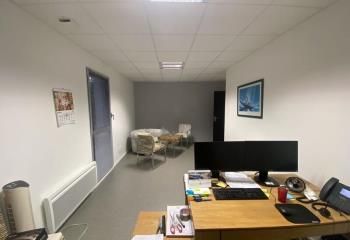 Vente bureau Auray - Proche RN165, gare et bus