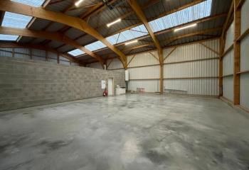 Location cellule d'activité avec bureaux Ploërmel - Proximité RN24 et RN166