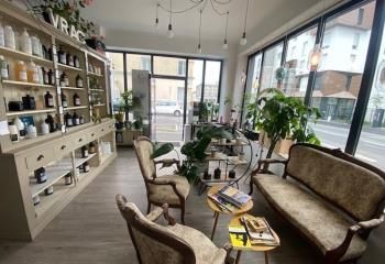 Location local commercial - 90 m²