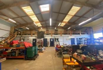 Location local d'activité Caudan - Proche accès poids lourds