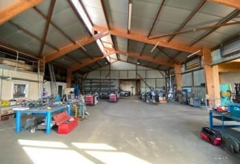 Vente bureau + atelier Languidic - Parc clôturé et stationnement
