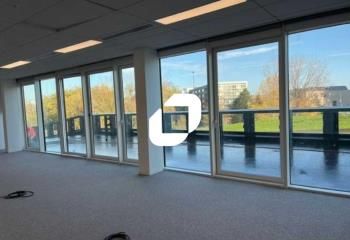 Location bureaux Lille - Proximité gares, métro, tramway et bus