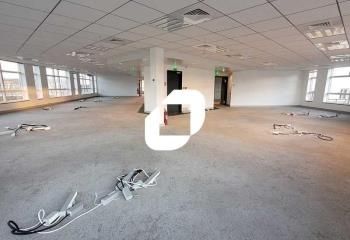 Location bureaux Issy-les-Moulineaux, proche Tramway T2 et RER