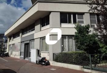 Location bureaux Issy-les-Moulineaux - Proche centre-ville et métro Corentin Celton