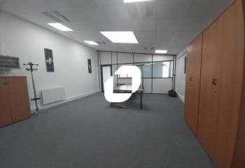 Bureaux à louer Bois-d'Arcy - Proche nationale 12, RER C et gare Saint Quentin en Yvelines