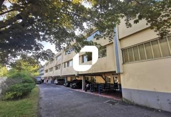 Location bureaux Neuilly-sur-Marne, proche RER, bus et autoroutes A4 et A86