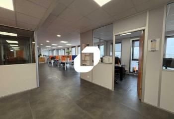 Location bureaux Montigny-le-Bretonneux - Proche gare Saint-Quentin-en-Yvelines