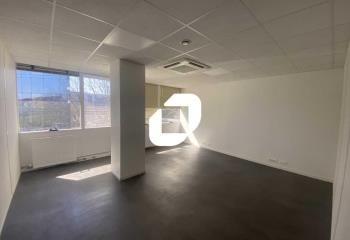 Vente bureaux Cergy Préfecture - Proximité transports et commerces