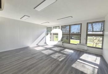 Location bureaux Torcy - Proche RER, autoroutes A104 et A4