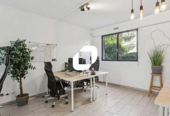 Vente bureau Issy-les-Moulineaux - Proche métro Mairie d'Issy et bus 123