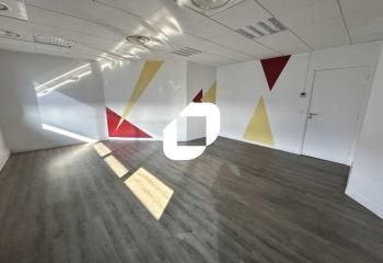 Location bureaux Ermont - Gare Ermont Eaubonne, bus, RER C, autoroute