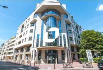 Bureaux dans centre d'affaires Levallois-Perret - Métro Anatole France