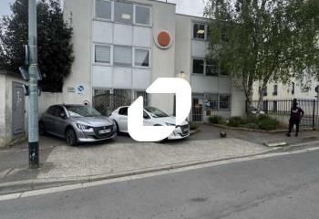 Location bureaux Bobigny - Proche bus et tram