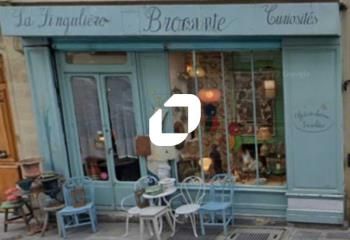 Local commercial à louer Paris 9ème - Proche Métro Blanche