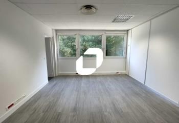 Location bureaux Bièvres, proche A86 et RER C