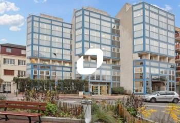 Location bureaux Suresnes centre, proche T2, gare et commerces