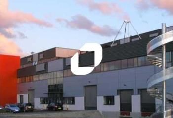 Location cellules mixtes Saint-Denis - Proximité A86 et transports