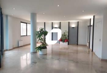 Vente bureaux Coignières - Proche gare et autoroutes A12, N10, N12