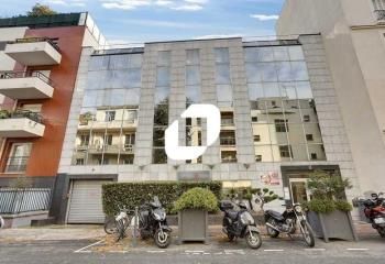 Location bureaux Issy-les-Moulineaux - Proche transports en commun