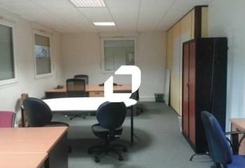 Location bureaux Magny-le-Hongre - Proche A4 et gare Marne-la-Vallée Chessy