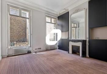 Bureaux à vendre Paris 8 - Proche métro et gare Saint-Lazare