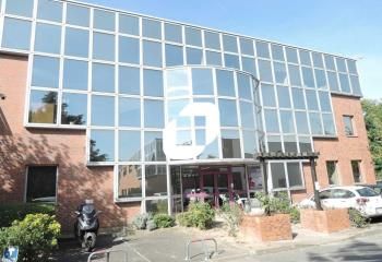 Location bureaux Nanterre - Proche RER et autoroutes