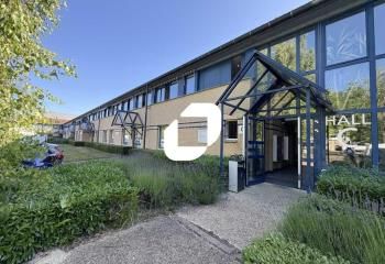 Location bureaux Trappes - Proche gare et autoroutes A12 et A86