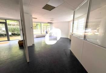Location bureaux Saint-Germain-en-Laye - Proche parc Pereire et RER A