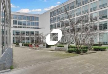 Location bureaux Saint-Denis - Proche RER, métro et tramway