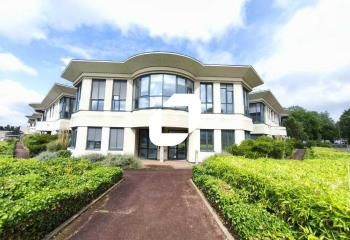 Location bureaux Créteil - Proche bus, métro et autoroute