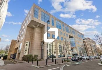 Location bureaux Guyancourt - Proche autoroute A12 et gare RER