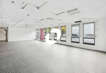 Bureaux à louer Courbevoie - Proche La Défense et Quai de Seine