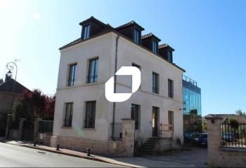 Location bureaux L'Isle-Adam - Proximité gare, bus et autoroute