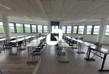 Location bureaux Poissy - Proche gare, bus et autoroute A13