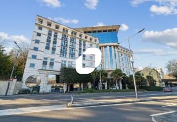 Location bureaux Sèvres - Proche métro, tramway et gare