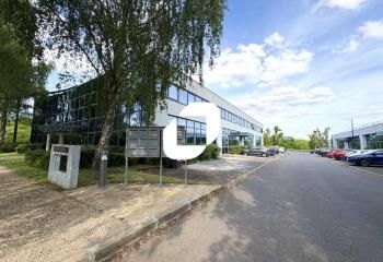 Locaux mixtes à louer Saclay - Proche A6, A10 et RER