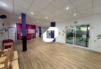 Location bureaux Montigny-le-Bretonneux - Proche autoroutes, RER et SNCF