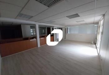 Bureaux à vendre Poissy - Proche gare RER A, E et Transilien