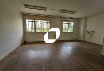 Bureaux à louer Paris 15 - Proche Métro Lourmel et RER Javel