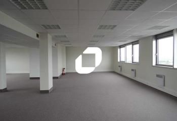 Location bureaux Noisy-le-Grand - Proche RER, autoroute et centre commercial