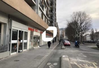 Local commercial à louer Paris 10e - Quai de Jemmapes - Transports en commun