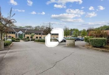 Location bureaux Champs-sur-Marne - Proche A4 et RER Champs