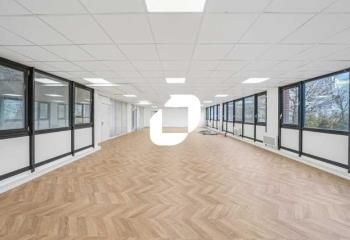 Location bureaux Garches - Proche bus et gare SNCF