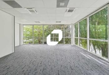 Location bureaux Roissy-en-France - Proche A1, A3, A104 et aéroport CDG