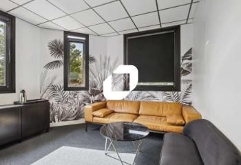 Location bureaux Tremblay-en-France - Proche autoroutes A1, A3 et N104